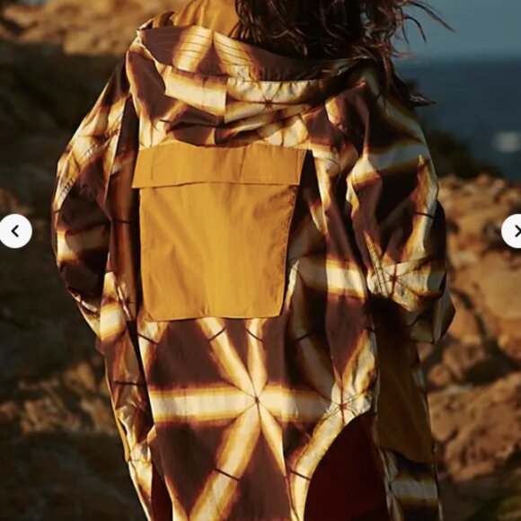 Free People Singin' In The Rain Printed Packable Jacket NEW Size XS - Picture 4 of 4